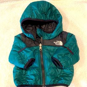 ❄️ The North Face Infant Reversible Jacket